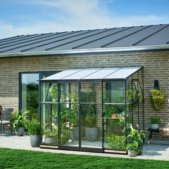 Växthus med sockel Qube Väggväxthus 4,7 m² - 7,1 m² 4,7 m²